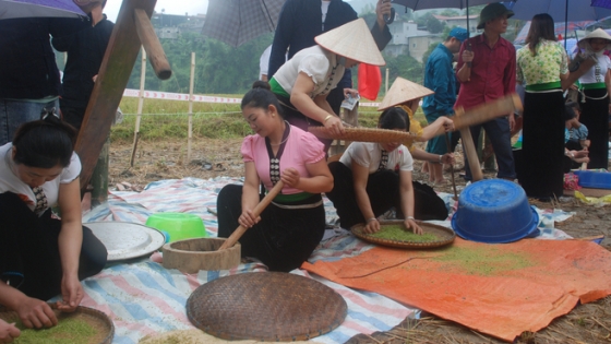 Bí quyết làm cốm Tú Lệ