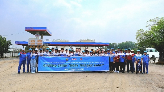Hàng trăm thanh niên Tổng Công ty PVOIL tham gia 'Ngày thứ Bảy xanh'