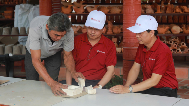 Tu Buoi Pottery Village: A unique tourist destination and architecture in Vinh Long