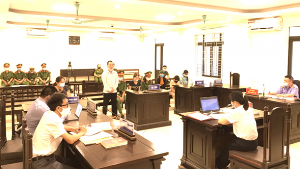 Lĩnh án 11 năm tù vì tội mua bán người