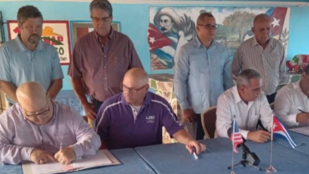 Cuba and the United States sign an agreement to improve rice production on the island