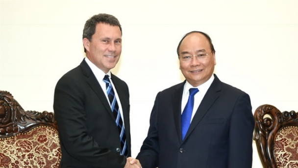 Thủ tướng tiếp lãnh đạo Tập đoàn dầu khí ExxonMobil và cựu Thị trưởng TP Osan