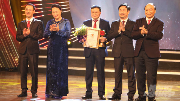 Trao giải Búa liềm vàng 2020