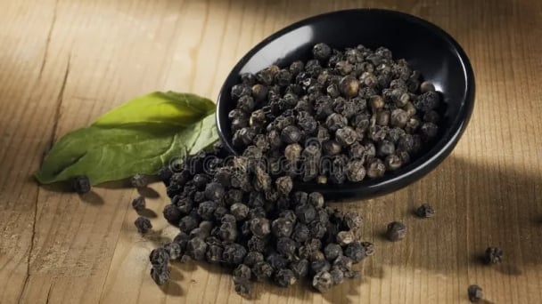 Pepper prices on March 14, 2025: Domestic market continues to rise