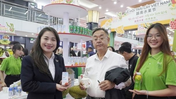 What do Vietnamese enterprises expect from the Vietnam Fruit Festival in Beijing?