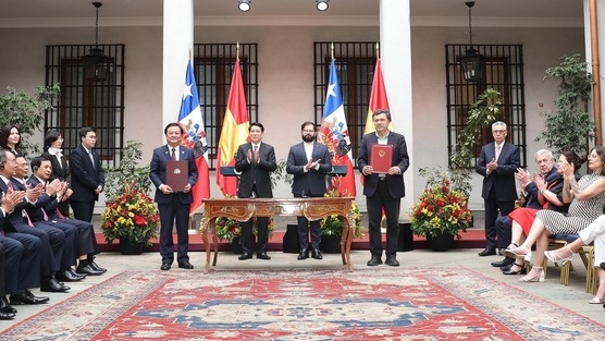 Chile asks Vietnam to share experiences in supporting smallholder farmers