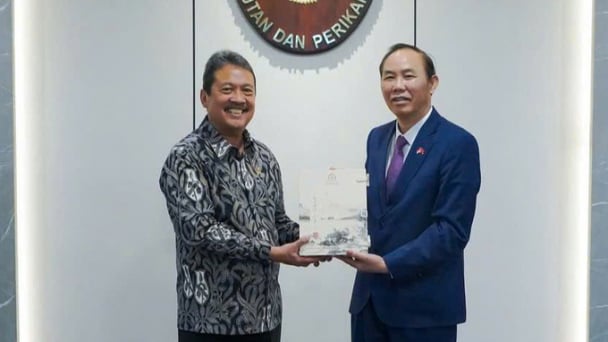 Vietnam and Indonesia promote cooperation on aquaculture and legal fishing