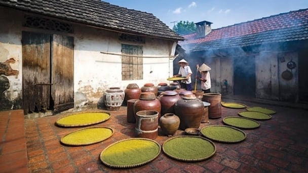 Upgrading Hanoi's craft villages to join the global creative network