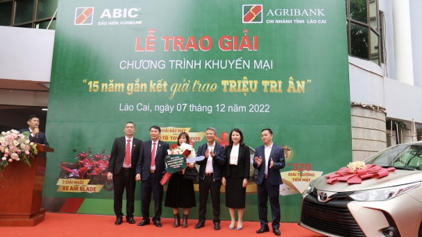 Mua Bảo hiểm Agribank, trúng xe ô tô trị giá hơn nửa tỷ đồng