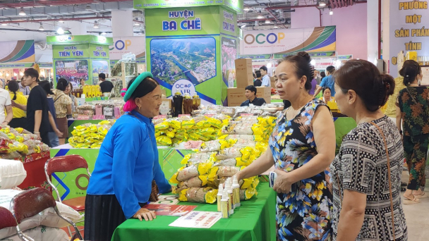 Hội chợ OCOP Quảng Ninh thu hút trên 50.000 lượt khách mua sắm
