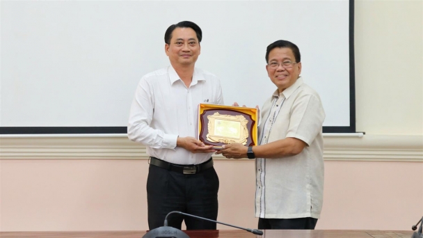 Tra Vinh and Iloilo (Philippines) to cooperate in 4 sectors