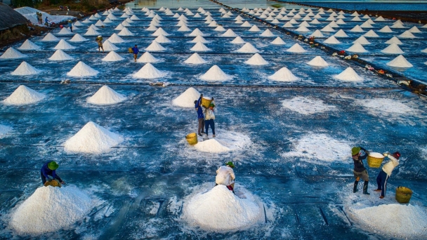 Developing traditional salt producing to ensure no salt farmers are left behind