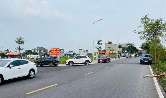 Sốt đất ảo: 'Cò đất' lộng hành, chính quyền bất lực?