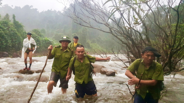 Những 'chiến binh' giữa đại ngàn Trường Sơn: Biệt đội giải cứu thú rừng