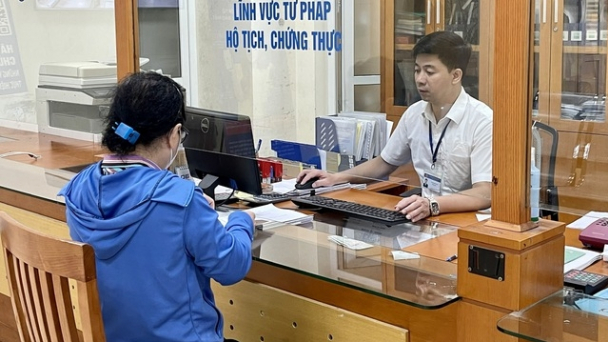 Chất lượng cán bộ và bệ phóng thu nhập từ tiền lương