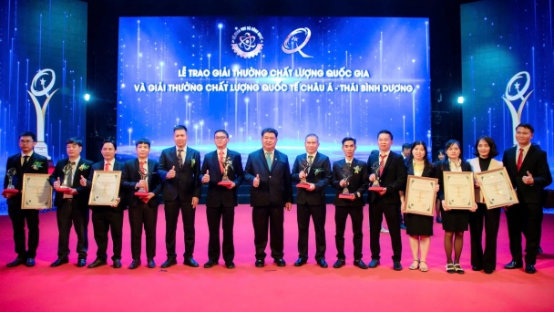 The C.P. Vietnam Animal Feed Industry won 2 National Quality Gold Awards