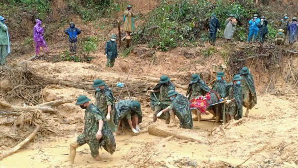 Phát hiện thi thể 2 người dân bị vùi lấp ở Thác Voi
