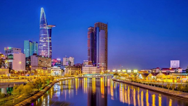 Đấu giá đất Thủ Thiêm: Nhìn từ Dubai xa hoa tới Hòn ngọc Viễn Đông