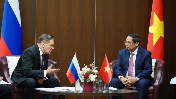 The Prime Minister meets with the General Director of the Russian National Atomic Energy Corporation