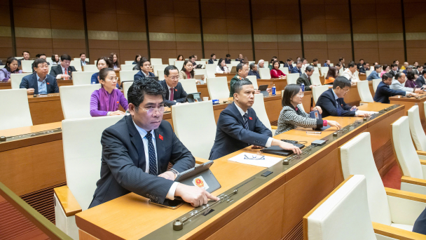 The National Assembly approves the Lao Cai - Hanoi - Hai Phong railway project