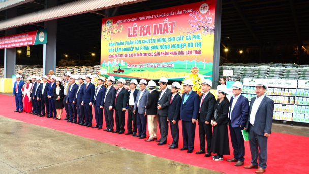 Nhà phân phối không thể 'đi một chân' mãi, lấy phân Lâm Thao làm hàng mồi