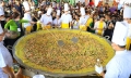 15 nghệ nhân chế biến bánh xèo 3m 'siêu to khổng lồ'