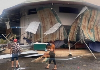 Trận lốc xoáy khiến 27 nhà dân tại thị trấn Lao Bảo bị tốc mái