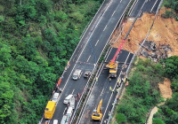 Sập cao tốc ở Trung Quốc khiến 24 người thiệt mạng