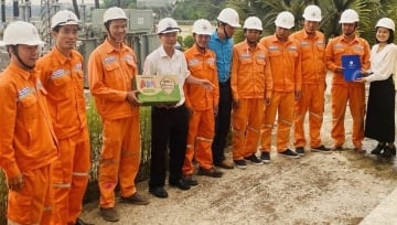 Công đoàn PC Đắk Nông thăm hỏi, tặng quà cho người lao động