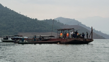 Tìm thấy thi thể 2 nạn nhân bị lật thuyền trên hồ thủy điện Sơn La
