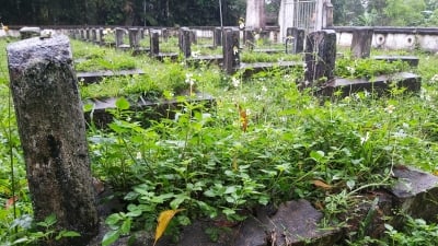 Nghĩa trang liệt sỹ ở Nghệ An xuống cấp: Những người hùng bị quên lãng