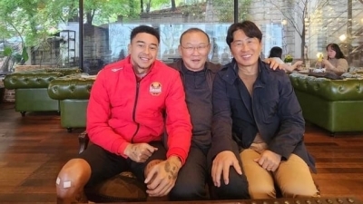 Thầy Park thăm cựu sao Man United tại Hàn Quốc