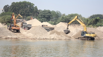 Xử lý dứt điểm vi phạm khai thác cát thuộc khu vực giáp ranh Hà Nội