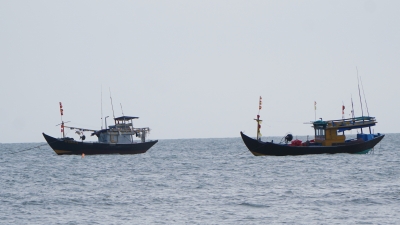 Đề nghị xử lý hình sự đối tượng cố tình đánh bắt cá ở vùng biển nước ngoài