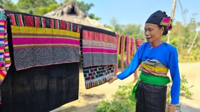 Níu giữ nghề dệt truyền thống Đồng Lương