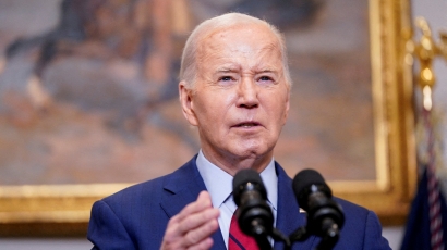 Tổng thống Biden 'âm thầm' cho phép Ukraine tấn công lãnh thổ Nga