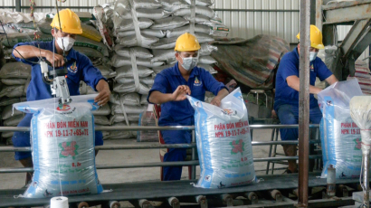 Sản xuất phân bón gặp khó do chịu nhiều mức thuế