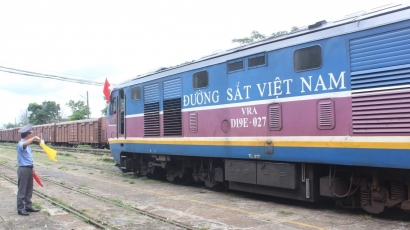 Mở rộng đường sắt khơi thông nông sản vùng Đông Nam bộ