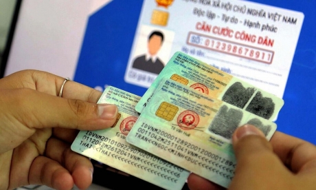 Luật Căn cước dang tay đón nhận người Việt chưa có quốc tịch