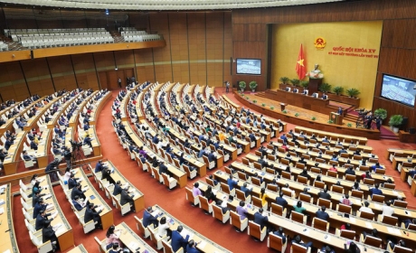 Kỳ họp Quốc hội với nhiều thách thức khôi phục kinh tế