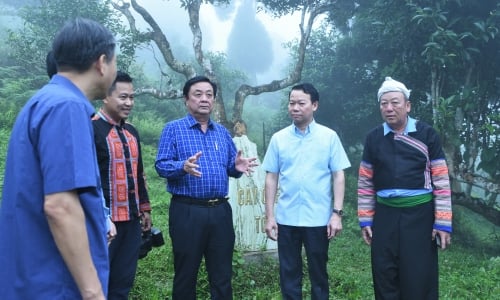 Bộ trưởng Lê Minh Hoan ấn tượng, cảm xúc với văn hoá trà Suối Giàng