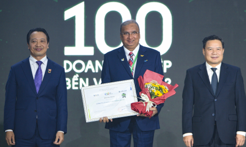 Tập đoàn TH được vinh danh Top 100 doanh nghiệp bền vững 2022