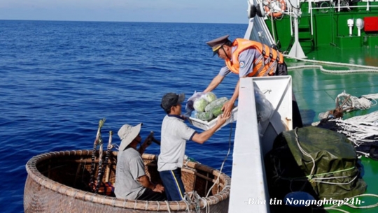 Kiểm ngư Việt Nam 10 năm đồng hành cùng ngư dân