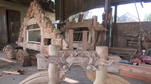 Nghề làm nhà gỗ cổ truyền