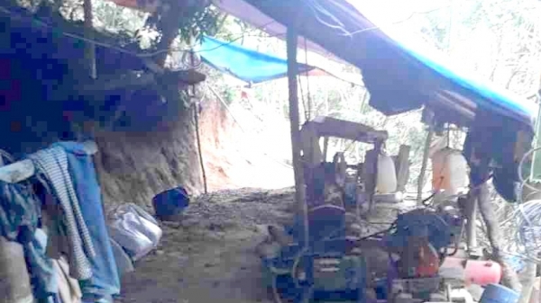 Bình Định: Phát hiện nhiều hầm khai thác vàng trái phép