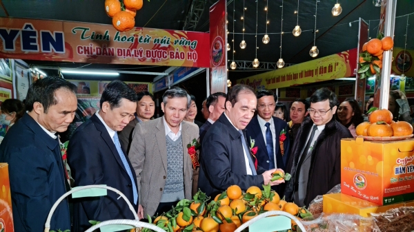Hội chợ OCOP xứ Tuyên tôn vinh nông nghiệp tốt