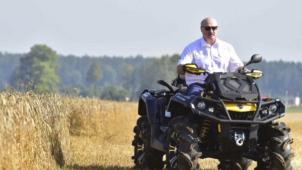 Nhà lãnh đạo Belarus Lukashenko giàu thật hay bị tố oan?