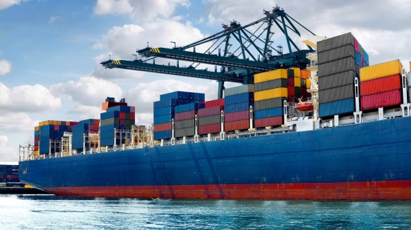 Cước vận tải biển tăng chóng mặt không chỉ do thiếu container rỗng