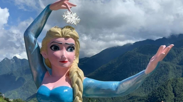 Tượng Elsa ở Sa Pa lại làm dậy sóng dư luận, quản lý thế nào?