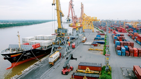 Kiến nghị dừng thu phí hạ tầng cảng biển tại TP.HCM
